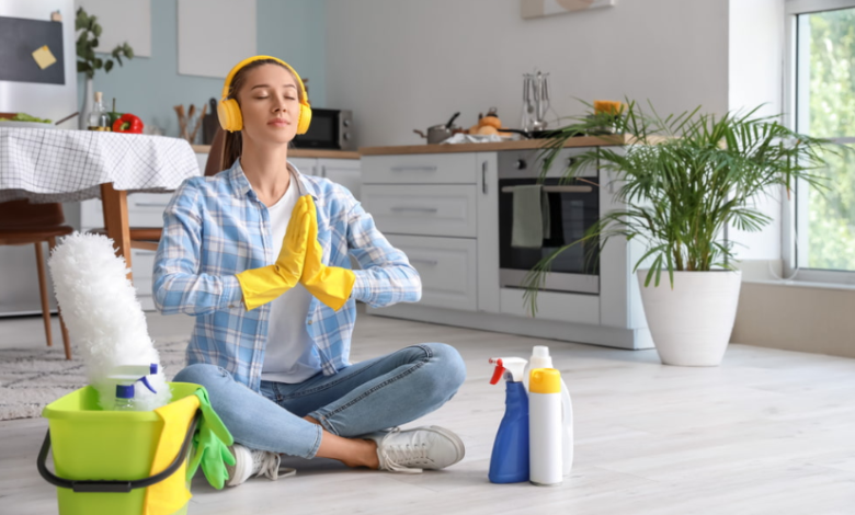 How Do the Best House Cleaners Encourage Mindful Living?