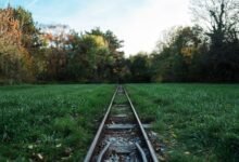 track registry lookup references list